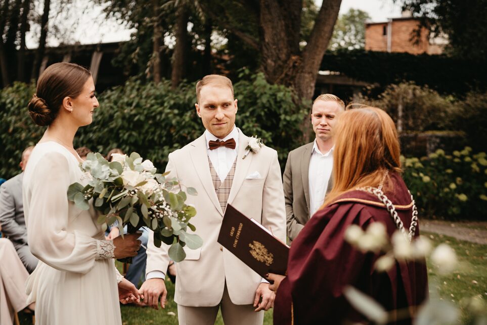 ceremonia-w-ogrodzie-Umami-Pyskowice-03